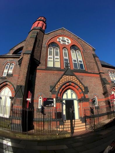 2 Bedroom Flat To Rent In High Park Street, Dingle, Liverpool, Merseyside, L8