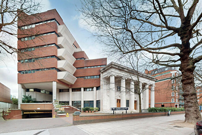 2 Bedroom Apartment To Rent In Blazer Court, St John's Wood Road, London, NW8