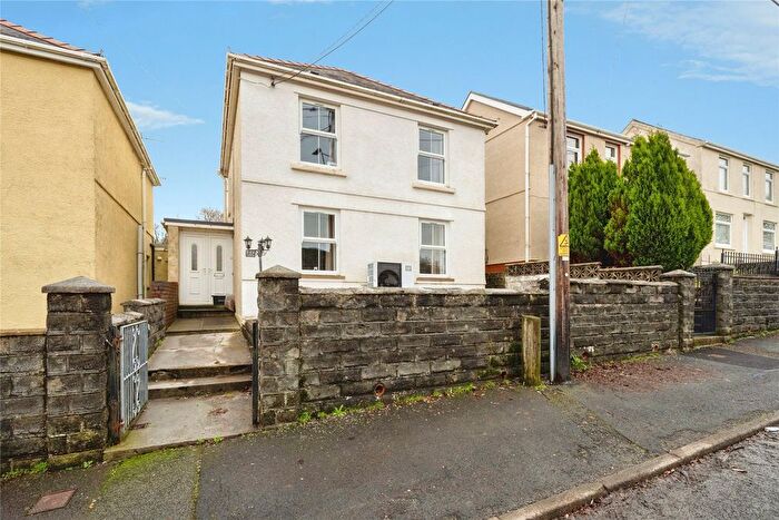 3 Bedroom Detached House For Sale In New Road, Ystradowen, Swansea, Carmarthenshire, SA9