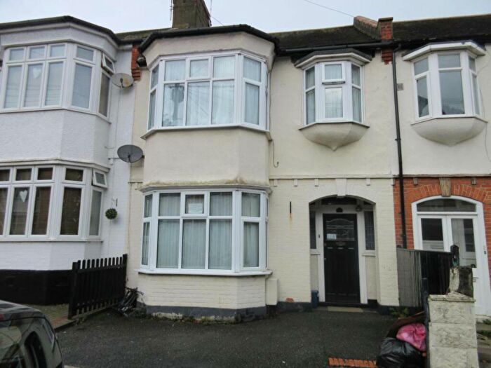 4 Bedroom Terraced House To Rent In Portland Avenue, Southend On Sea, SS1