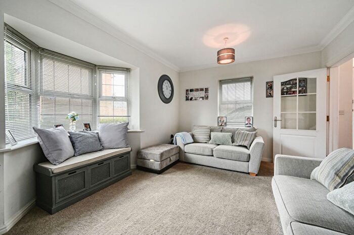 3 Bedroom Semi-Detached House For Sale In Richborough Way, Kingsnorth, TN23