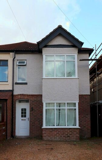 5 Bedroom House To Rent In Chamberlain Road, SO17