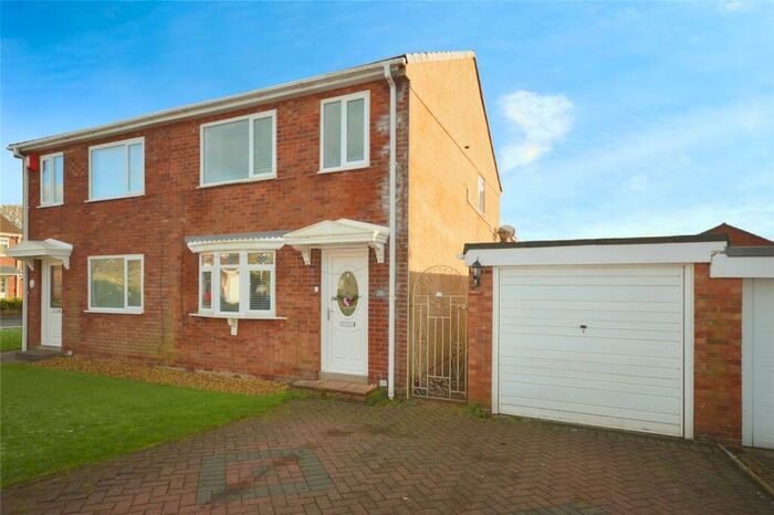 3 Bedroom Semi-Detached House To Rent In Daleview Gardens, Egremont, Cumbria, CA22