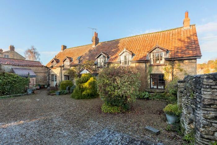 4 Bedroom Detached House For Sale In Station Road, Snainton, Scarborough, YO13