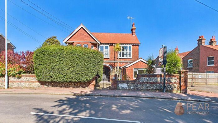 1 Bedroom Flat To Rent In Mill Road, Worthing, BN11