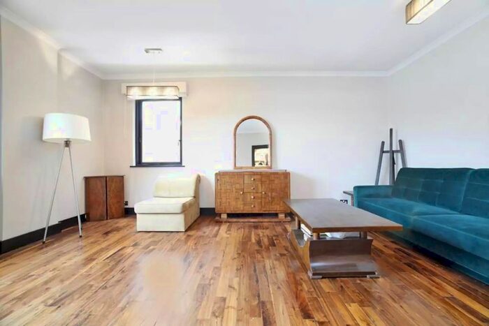 1 Bedroom Flat To Rent In Hungerford House Napier Place, London, W14