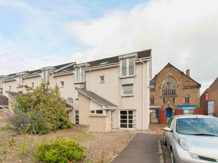5 Bedroom Town House To Rent In Daniel Place, West End, Dundee, DD1