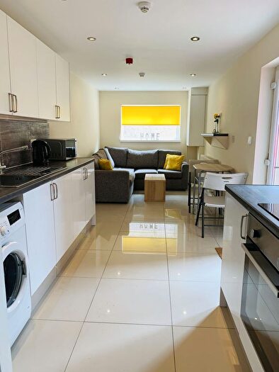 3 Bedroom Terraced House To Rent In King Edward Road, SA1