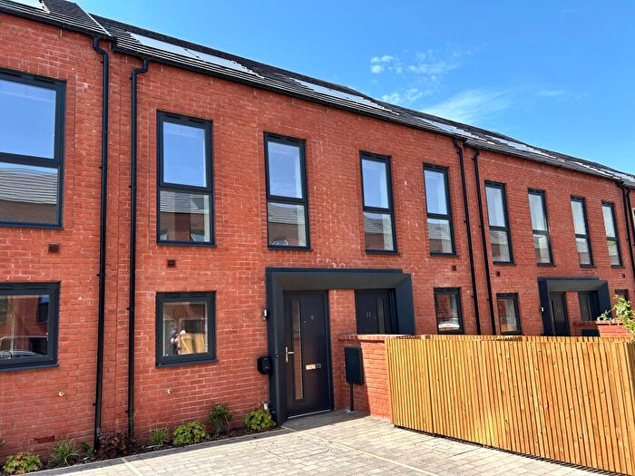 2 Bedroom Town House To Rent In Foundry Avenue, Derby, DE1