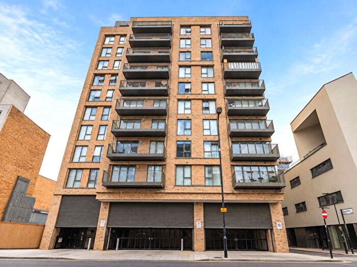 1 Bedroom Flat For Sale In Brownlow Road, London, W13