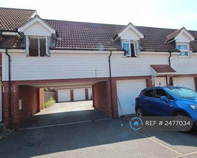 2 Bedroom Flat To Rent In Hansen Gardens, Hedge End, Southampton, SO30