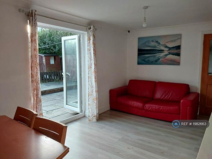 4 Bedroom End Of Terrace House To Rent In Filton Avenue, Bristol, BS34