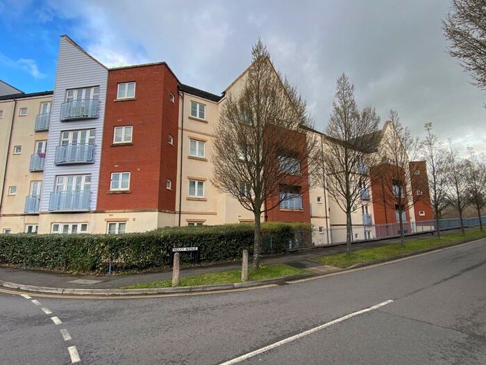 1 Bedroom Flat To Rent In Arnold Road, Mangotsfield, BS16