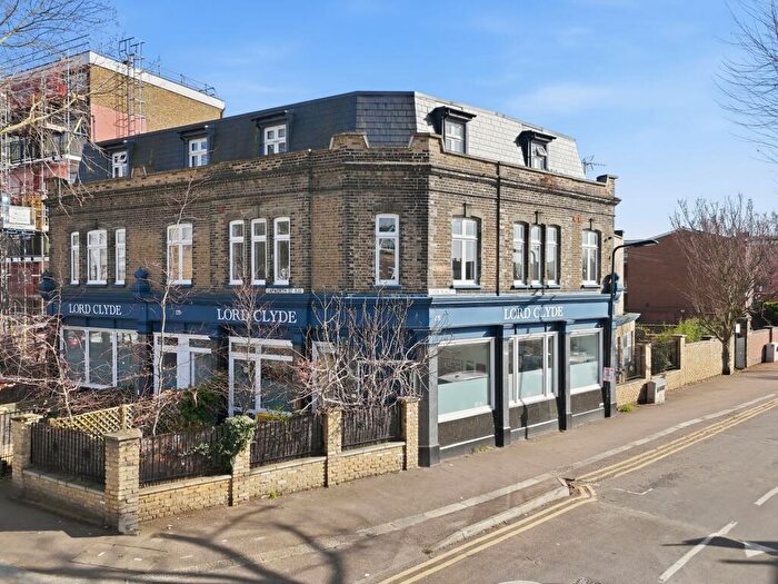 1 Bedroom Flat For Sale In Lord Clyde Apartments, Capworth Street, Leyton, E10