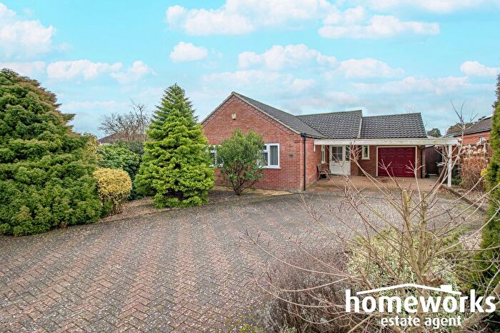 3 Bedroom Bungalow For Sale In Nidus Gardens, Dereham, NR19