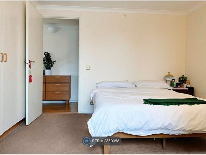 1 Bedroom Flat To Rent In King Frederick Ninth Tower, London, SE16