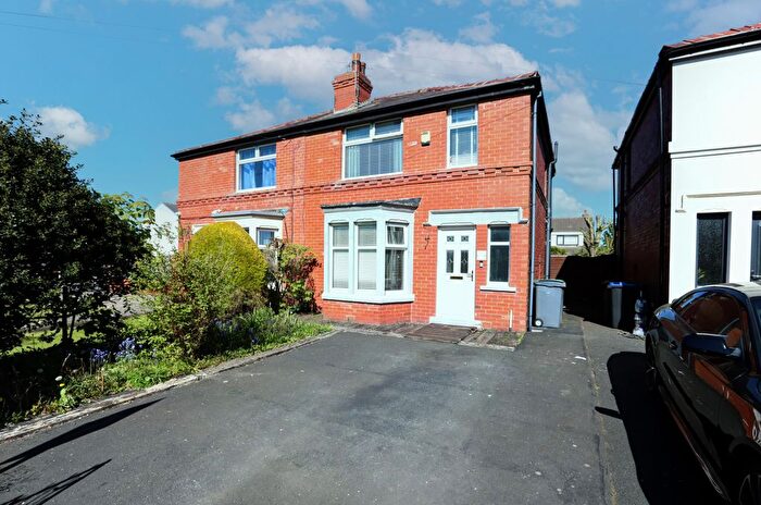 3 Bedroom Semi-Detached House For Sale In Sandgate, Blackpool, FY4