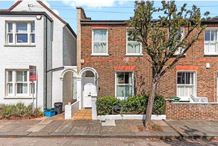 2 Bedroom Terraced House To Rent In Lillian Road, Barnes, SW13