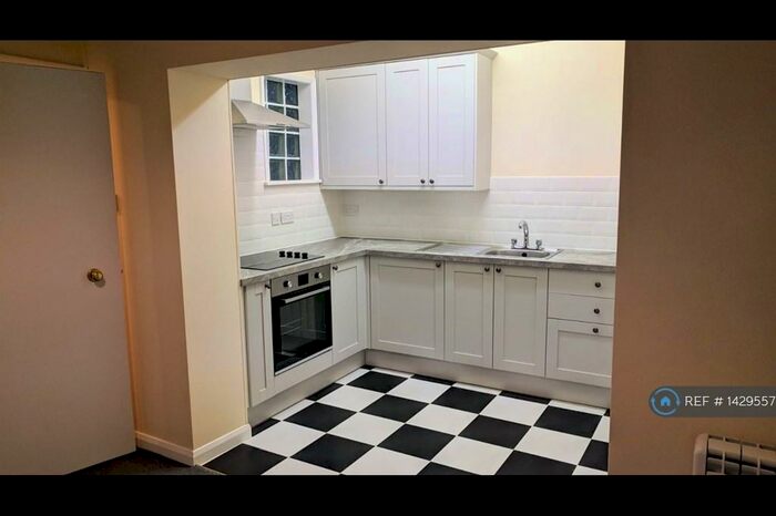 1 Bedroom Flat To Rent In Barons Hall, Fakenham, NR21