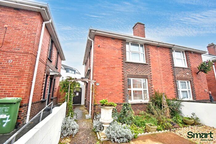 2 Bedroom Semi Detached House For Sale In Burns Avenue, Exeter, EX2