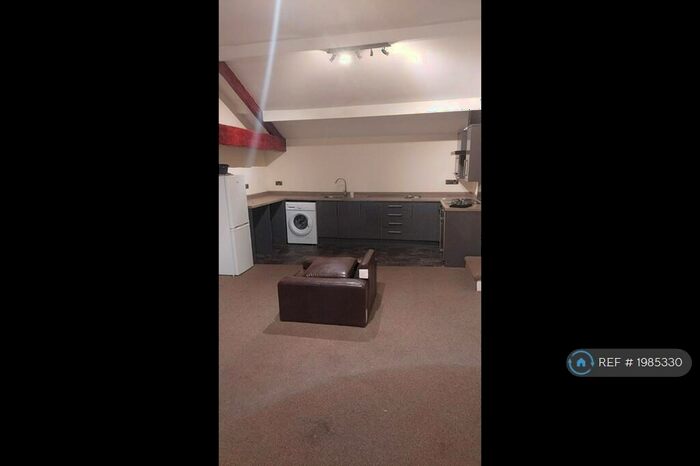 1 Bedroom Flat To Rent In Elizabeth Street, Burnley, BB11