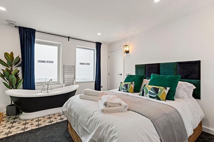 1 Bedroom Property To Rent In Sandgate Road, Folkestone, CT20