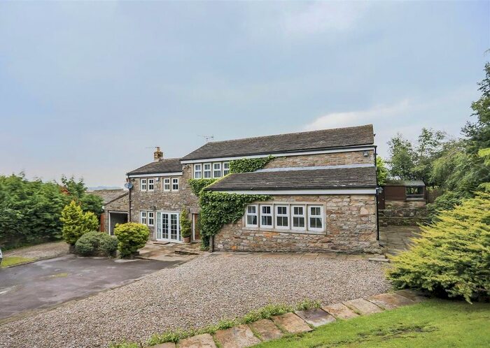 4 Bedroom Detached House For Sale In Old Stone Trough Lane, Kelbrook, Barnoldswick, BB18