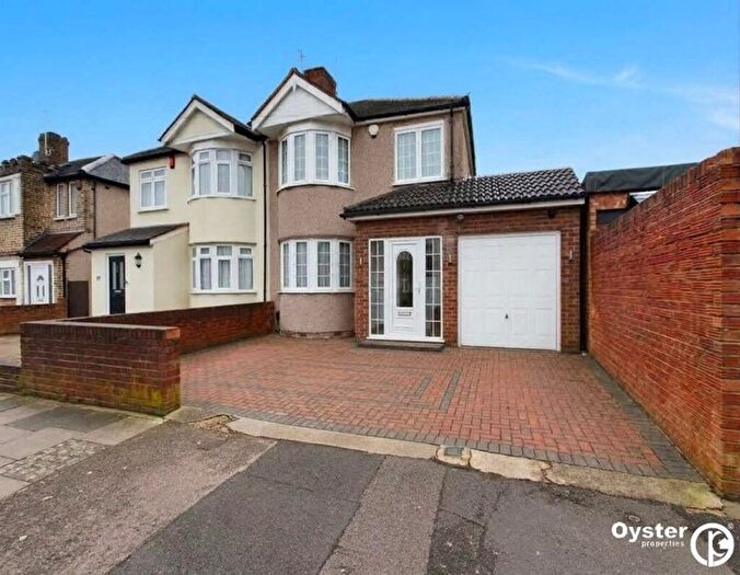 3 Bedroom Semi Detached House For Sale In Ventnor Avenue, Stanmore, HA7