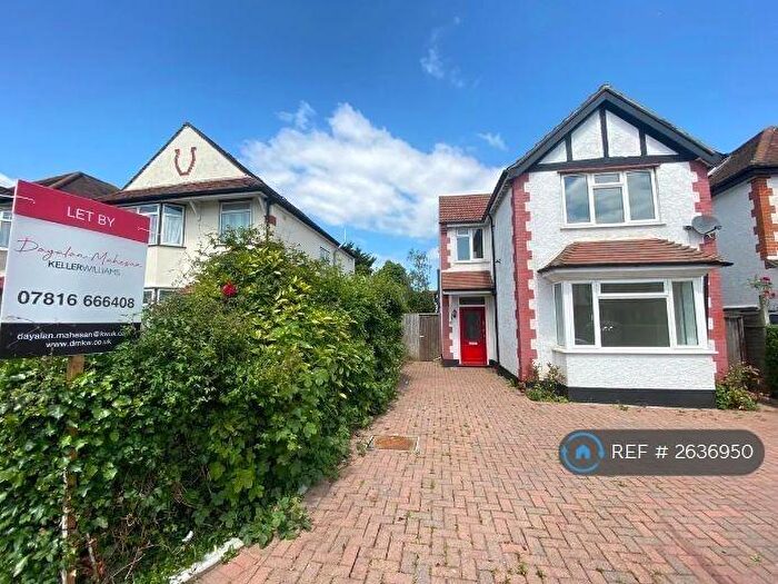 5 Bedroom Detached House To Rent In Beechcroft Gardens, Wembley, HA9
