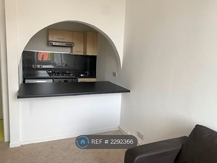 1 Bedroom Flat To Rent In James Street, Glasgow, G40
