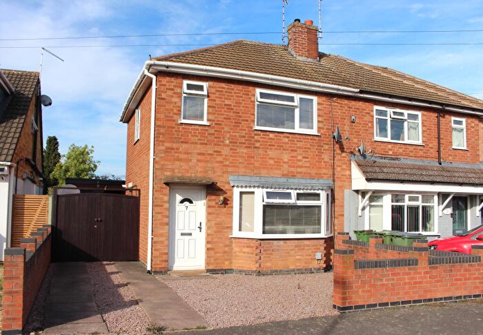 2 Bedroom Semi-Detached House For Sale In Lowland Avenue, Leicester, LE3