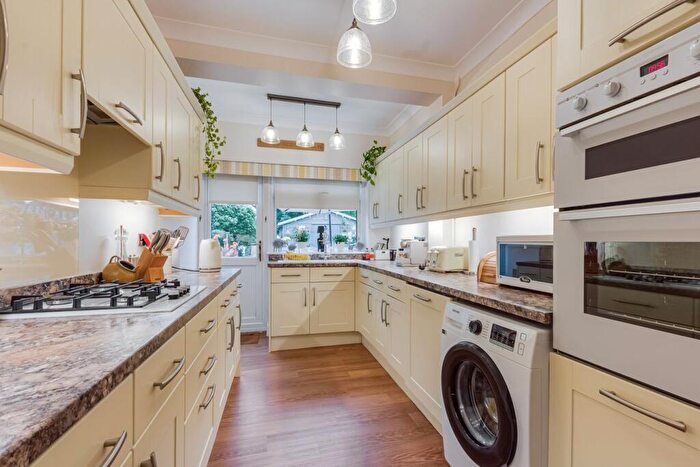 3 Bedroom Semi-Detached House For Sale In Avery Hill Road, London, SE9