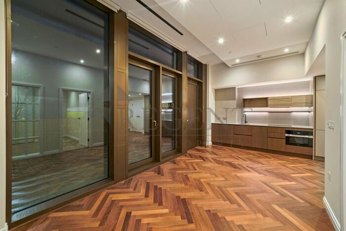 1 Bedroom Flat To Rent In Saxon House, Parkland Walk, SW6