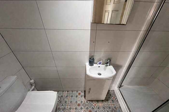 2 Bedroom Flat To Rent In Stanmore Road, Birmingham, B16