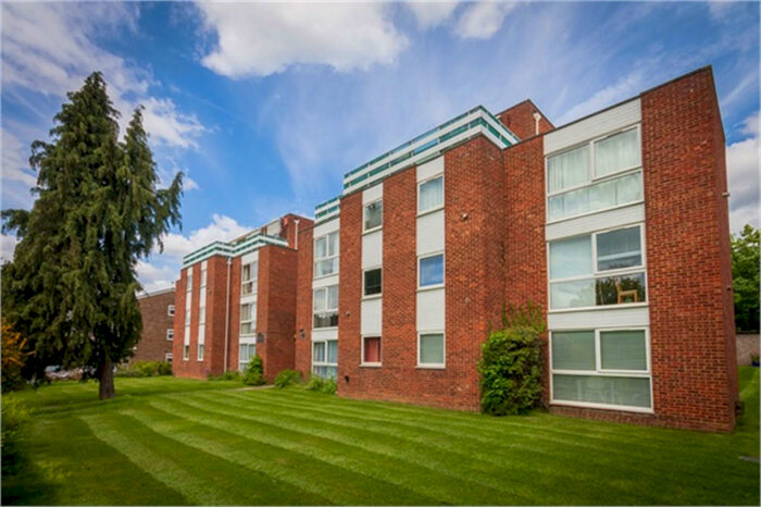 1 Bedroom Apartment To Rent In Albemarle Road, Beckenham, BR3
