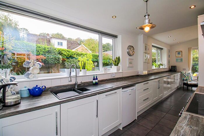 4 Bedroom Detached Bungalow For Sale In The Russets, Sandal, Wakefield, WF2