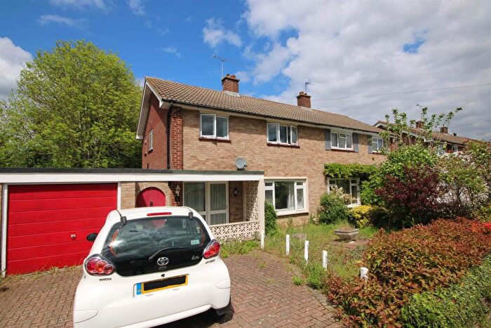 4 Bedroom Semi-Detached House To Rent In Blackwell Avenue, Guildford, GU2