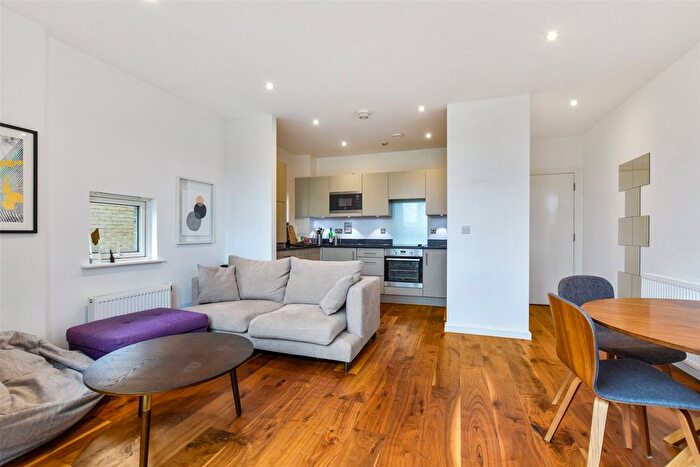 2 Bedroom Flat For Sale In Grahame Park Way, Colindale, NW9