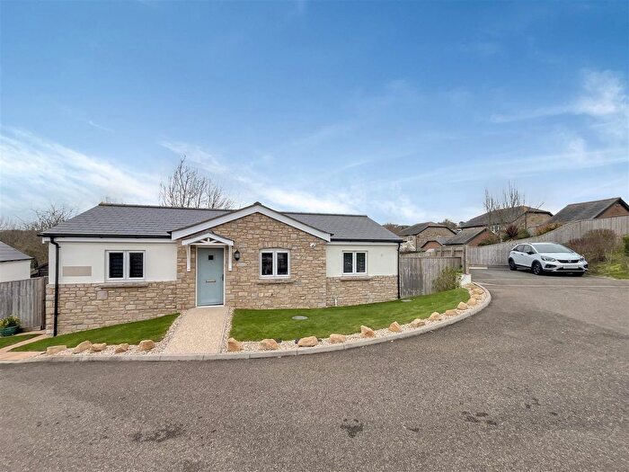 2 Bedroom Detached Bungalow For Sale In Miles Gardens, Upwey, DT3