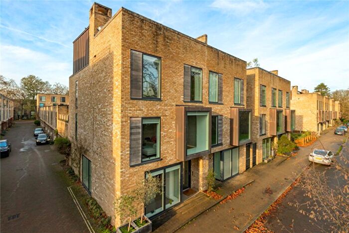 4 Bedroom Terraced House For Sale In Henslow Mews, Cambridge, Cambridgeshire, CB2