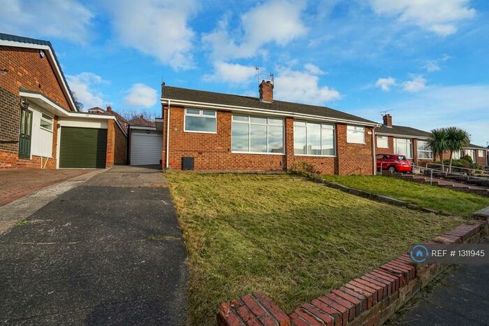 2 Bedroom Bungalow To Rent In Gleneagles Road, Gateshead, NE9