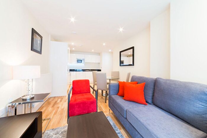 2 Bedroom Flat To Rent In Elite House, Canary Wharf, London, E14