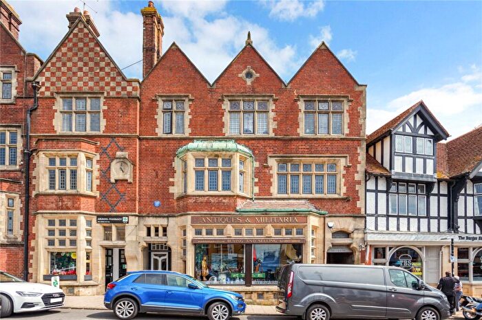 4 Bedroom Apartment To Rent In High Street, Arundel, West Sussex, BN18