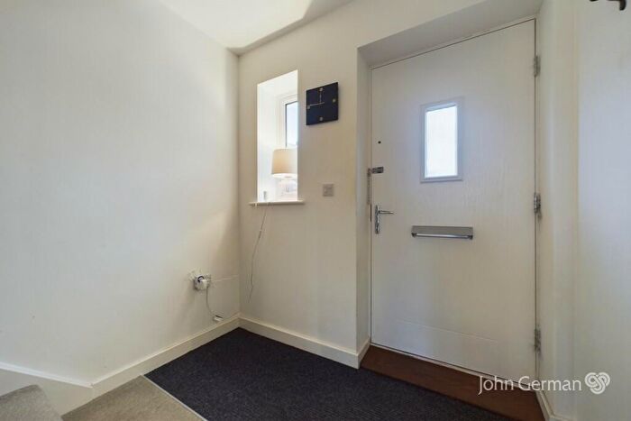 2 Bedroom Semi-Detached House For Sale In Ainger Drive, Alrewas, DE13