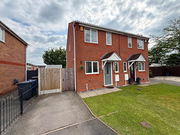 2 Bedroom Semi-Detached House To Rent In Harrison Close, Burton-On-Trent, DE14