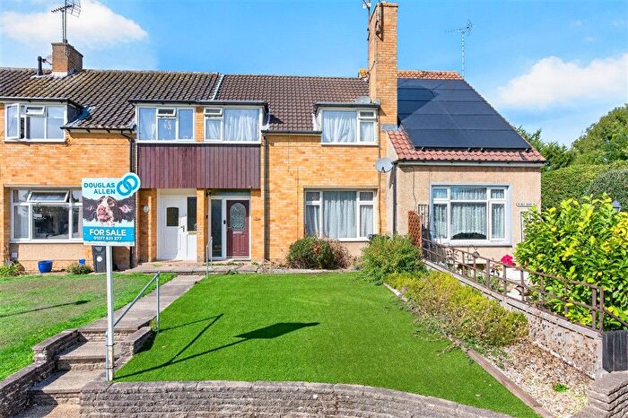 3 Bedroom Terraced House For Sale In Ash Green, Billericay, Essex, CM11