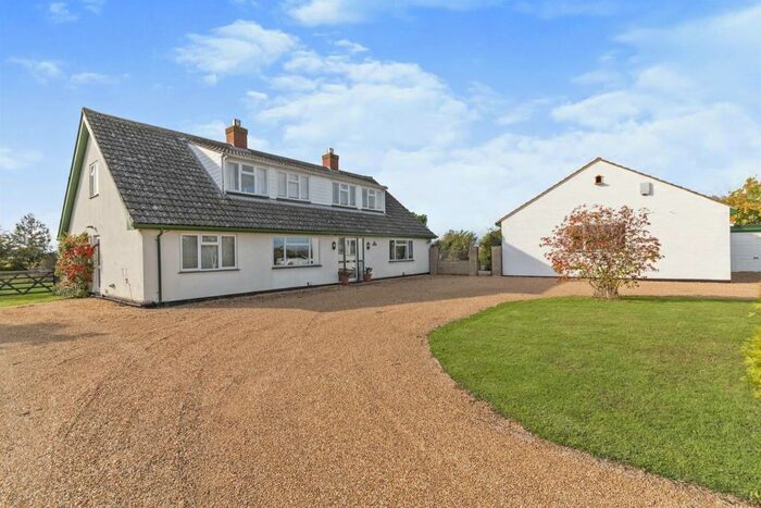 4 Bedroom Detached House For Sale In Mill Lane, Arrington, Royston, SG8