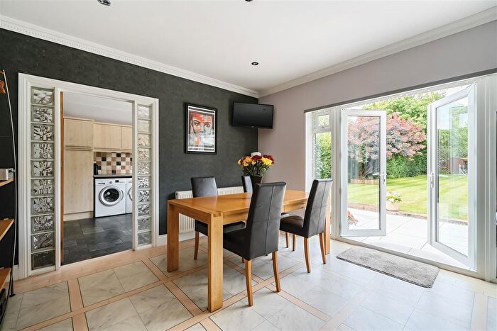 5 Bedroom Detached House For Sale In Botley Road, Ley Hill, Chesham, HP5