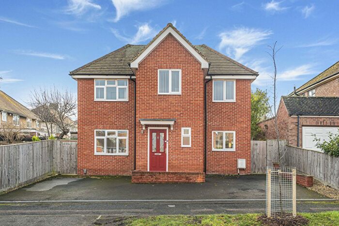 3 Bedroom Detached House For Sale In Garth Road, Didcot, OX11