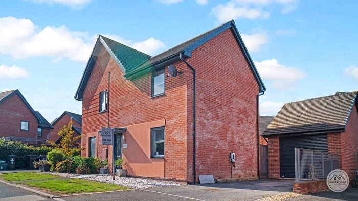 4 Bedroom Detached House For Sale In Barnade View, Tithebarn, Exeter, EX1
